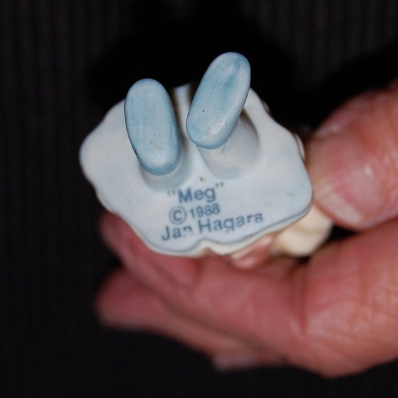 2  Vintage Jan Hagara 1988 Ornament Figurines "Meg" and "Stephen" 3 1/4" - Picture 12 of 12